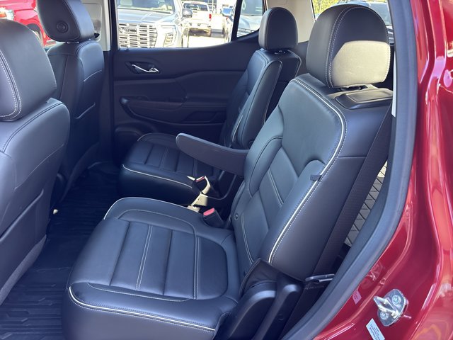 Used 2023 GMC Acadia Denali w/ Denali Technology Package AWD/4WD image 16