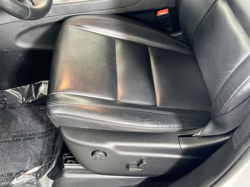 Used 2022 Jeep Grand Cherokee Limited image 19