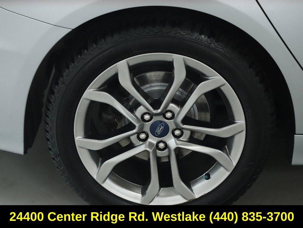Used 2020 Ford Fusion Titanium FWD image 12