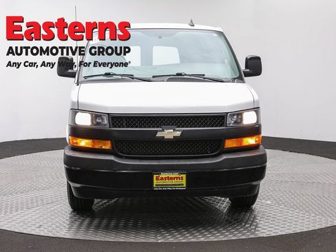 Used 2019 Chevrolet Express 2500 w/ Driver Convenience Package RWD image 2