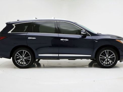 Used 2019 INFINITI QX60 Luxe w/ Sensory Package image 2