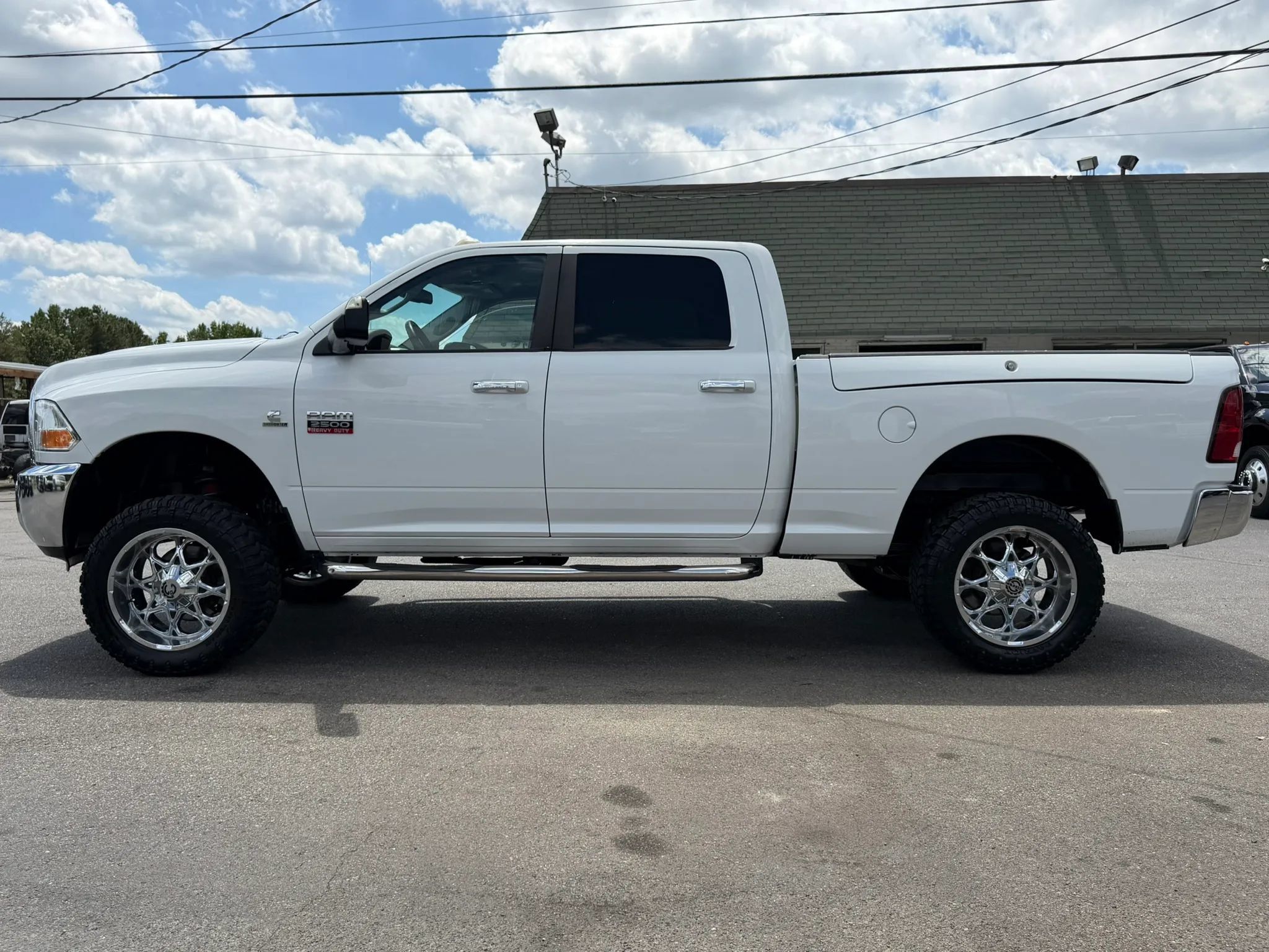 Used 2012 RAM 2500 SLT w/ Luxury Group AWD/4WD image 8