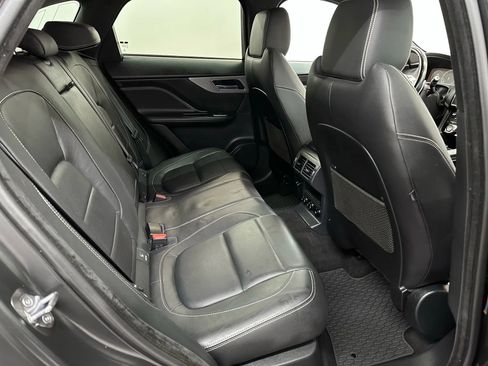 Used 2018 Jaguar F-PACE S image 13