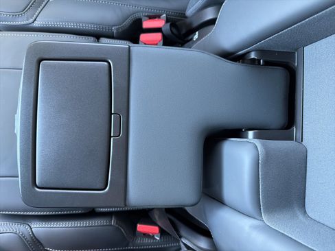 Used 2024 Volvo XC90 T8 Ultimate w/ Protection Package Premier image 75