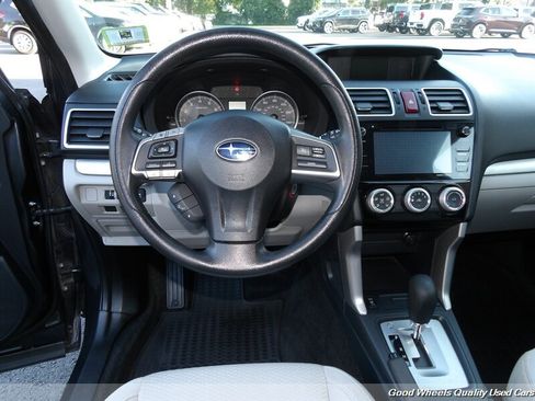 Used 2016 Subaru Forester 2.5i Premium w/ All-Weather Package AWD/4WD image 13
