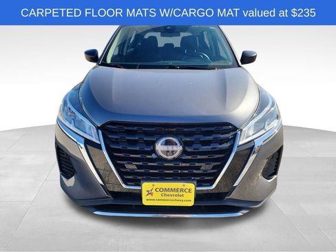 Used 2023 Nissan Kicks S image 2