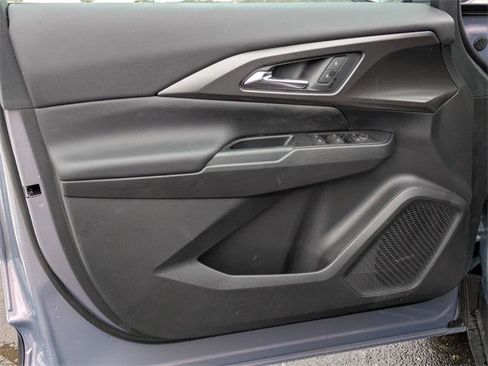 New 2026 Chevrolet Equinox EV LT image 12