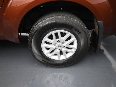 Used 2017 Nissan Frontier SV w/ SV Value Truck Package AWD/4WD image 18