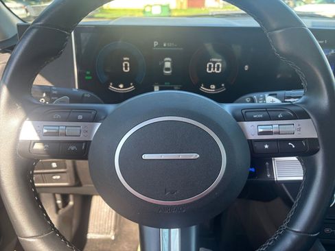 Used 2025 Hyundai Sonata SEL FWD image 25