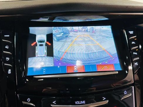 Used 2018 Cadillac Escalade ESV Premium Luxury image 13