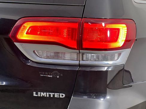 Used 2020 Jeep Grand Cherokee Limited w/ Luxury Group II image 44