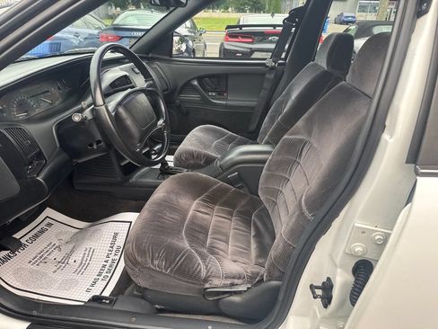 Used 1995 Buick Skylark Custom FWD image 9