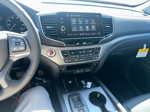 New 2026 Honda Ridgeline RTL image 17