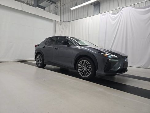 Used 2023 Lexus RZ 450e Premium w/ Accessory Package (2T) AWD/4WD image 2