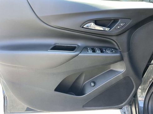 Certified 2021 Chevrolet Equinox LT FWD image 24