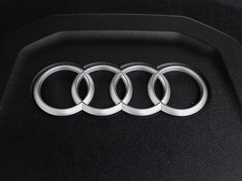 Used 2023 Audi Q8 Premium Plus w/ Premium Plus Package AWD/4WD image 36