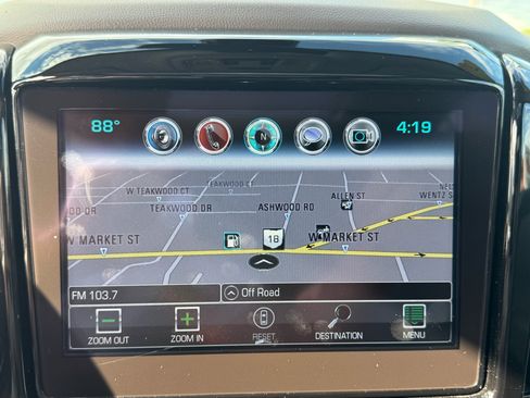 Used 2018 Chevrolet Traverse Premier image 37