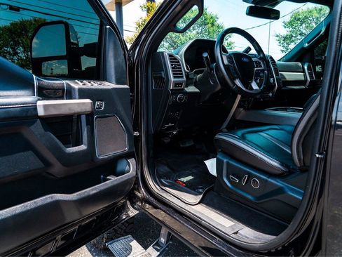 Used 2021 Ford F250 Platinum w/ Tremor Off-Road Package AWD/4WD image 10