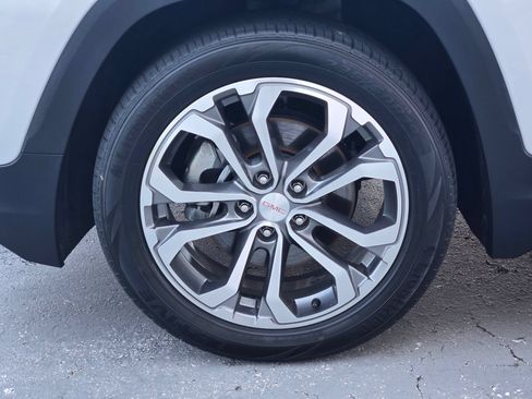 Used 2020 GMC Terrain SLT w/ Preferred Package FWD image 17