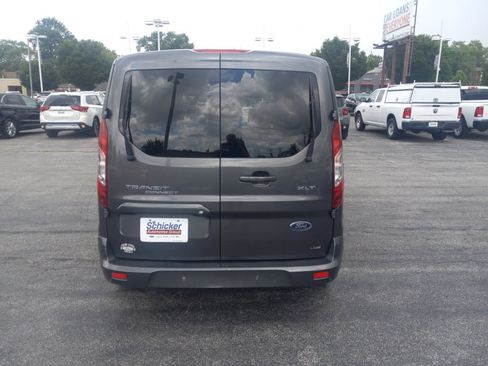 Used 2022 Ford Transit Connect XLT FWD image 2