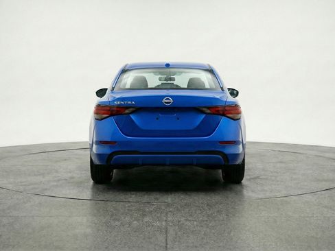 Used 2025 Nissan Sentra SV image 7