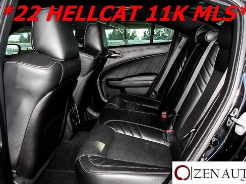 Used 2022 Dodge Charger SRT Hellcat w/ Harman/Kardon Audio Group image 34