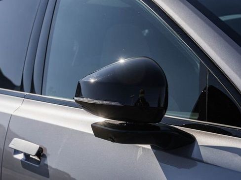 New 2026 Volvo EX90 Ultra image 16