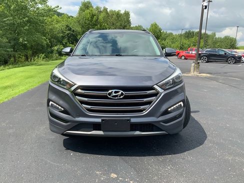 Used 2016 Hyundai Tucson Limited w/ Option Group 03 AWD/4WD image 4