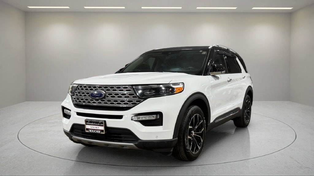 Used 2021 Ford Explorer Limited w/ Equipment Group 301A AWD/4WD image 18