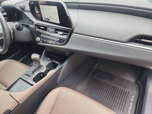 Used 2024 Lexus ES 350 w/ Premium Package FWD image 28
