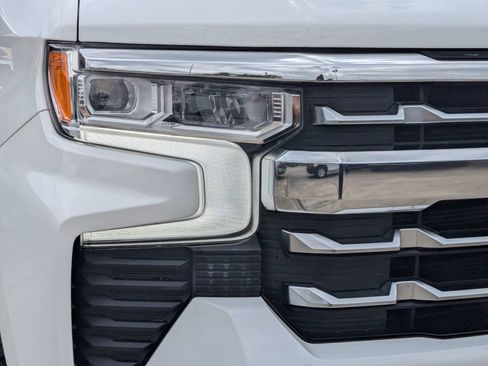 Used 2024 Chevrolet Silverado 1500 LTZ AWD/4WD image 11