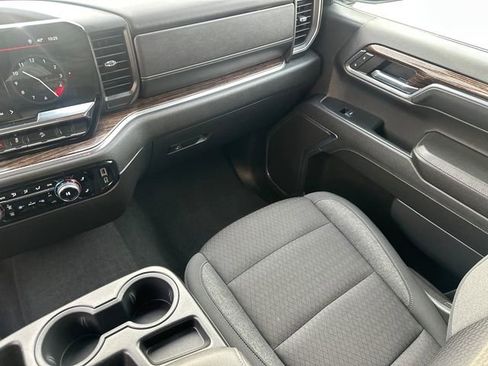 Used 2024 GMC Sierra 1500 Elevation image 20