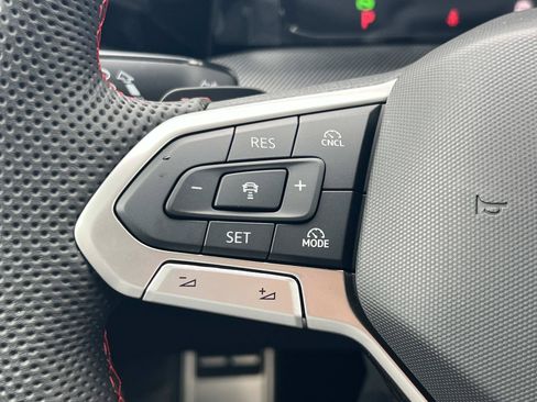 New 2026 Volkswagen GTI SE FWD image 9