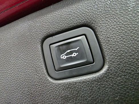Used 2019 Chevrolet Blazer Premier w/ Sun and Wheels Package AWD/4WD image 23