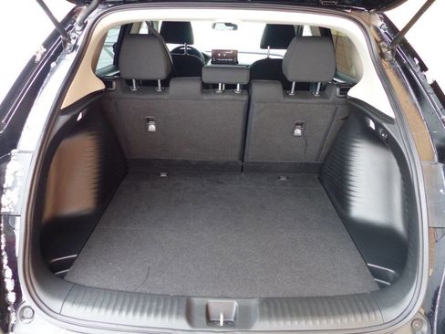 Used 2025 Honda HR-V LX image 36