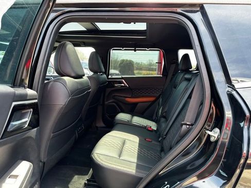 Used 2023 Mitsubishi Outlander SEL 40th Anniversary AWD/4WD image 13