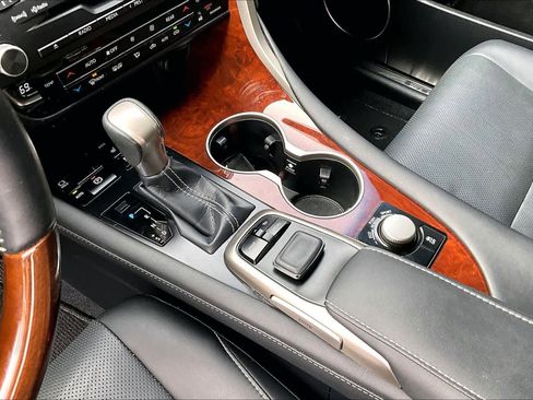 Used 2018 Lexus RX 350L image 16