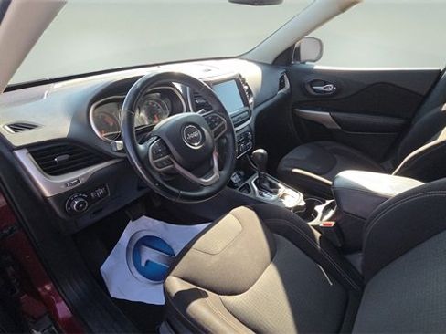 Used 2017 Jeep Cherokee Latitude image 20