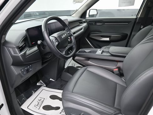 Used 2024 Kia EV9 Light image 33