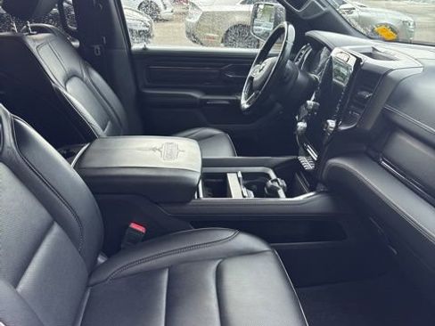 Used 2022 RAM 1500 Limited image 3