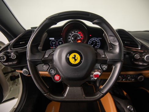 Certified 2019 Ferrari 488 GTB image 13