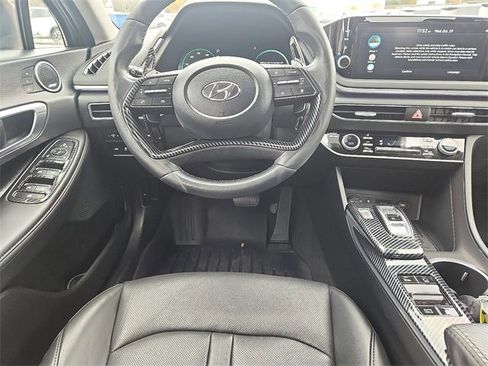 Certified 2023 Hyundai Sonata Limited image 9