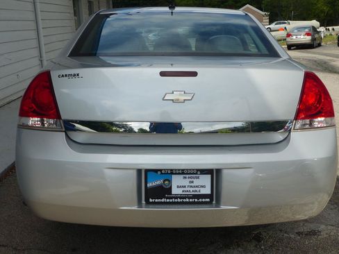 Used 2011 Chevrolet Impala LS FWD image 6
