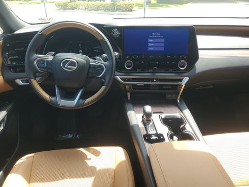 Used 2025 Lexus RX 350 Premium w/ Accessory Package (Z1) FWD image 14