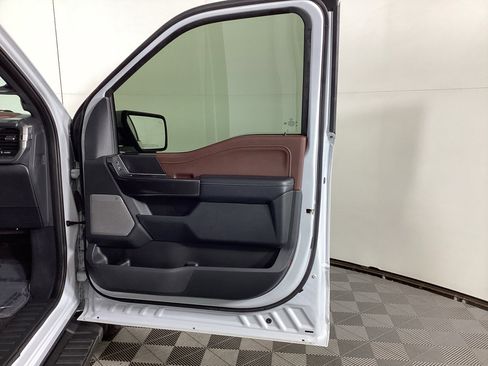 Used 2021 Ford F150 Lariat w/ Equipment Group 502A High image 8