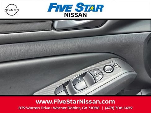 Used 2025 Nissan Altima 2.5 S FWD image 25