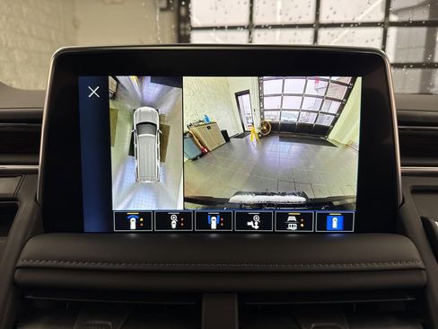 Used 2023 Chevrolet Tahoe Z71 w/ Luxury Package image 34