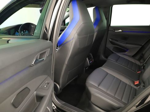Used 2024 Volkswagen Golf R AWD/4WD image 32