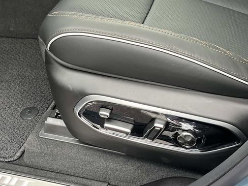 New 2026 Jeep Grand Cherokee Summit AWD/4WD image 24