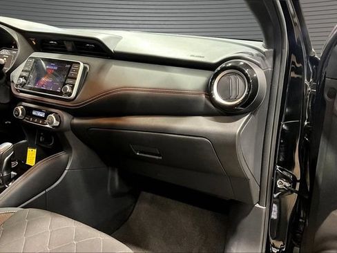 Used 2019 Nissan Kicks SR w/ Exterior Package FWD image 24